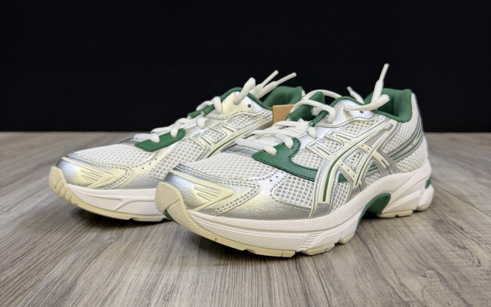 ASICS GEL-1130 GS White Shamrock Green 1204A182 Kids 5.5Y Womens 7 NEW